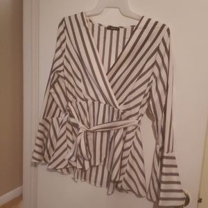 Womens Large blouse